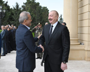 image-iran-prezidenti-mesud-pezeskianin-resmi-qarsilanma2