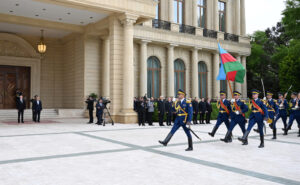 image-iran-prezidenti-mesud-pezeskianin-resmi-qarsilanma7