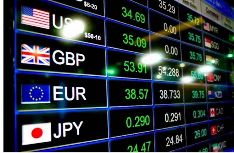 Dollar güclənə bilər, manat isə… — AÇIQLAMA 