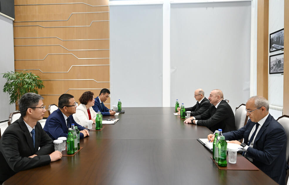 Prezident Mingəçevirdə Çinin “Dongfang Electric İnternational Corporation” Şirkətinin İdarə Heyətinin sədrini qəbul edib – FOTO 