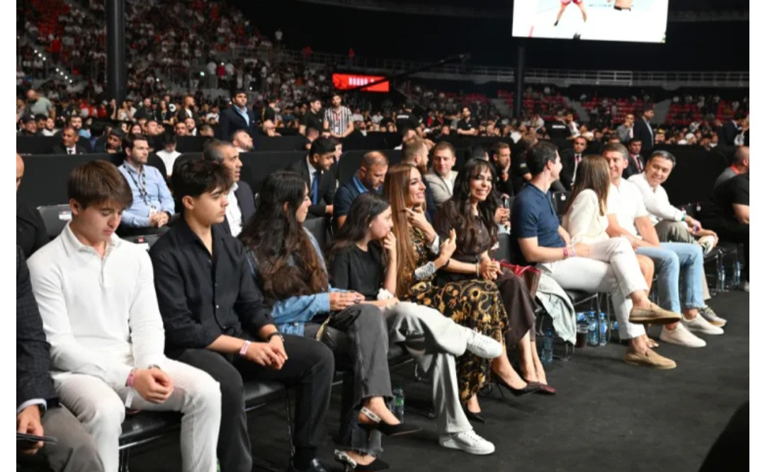 Leyla və Arzu Əliyevalar Azərbaycanda keçirilən UFC turnirini izlədi – FOTO