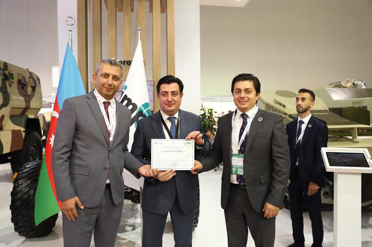 “Agro Dairy” minatəmizləmə maşınlarını ANAMA-ya ianə edib