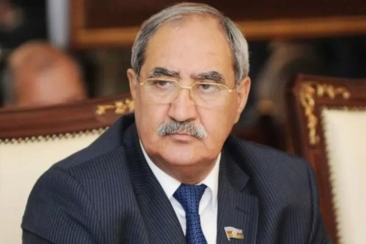 Fəzail Ağamlı da partiya sədrliyindən GEDİR 