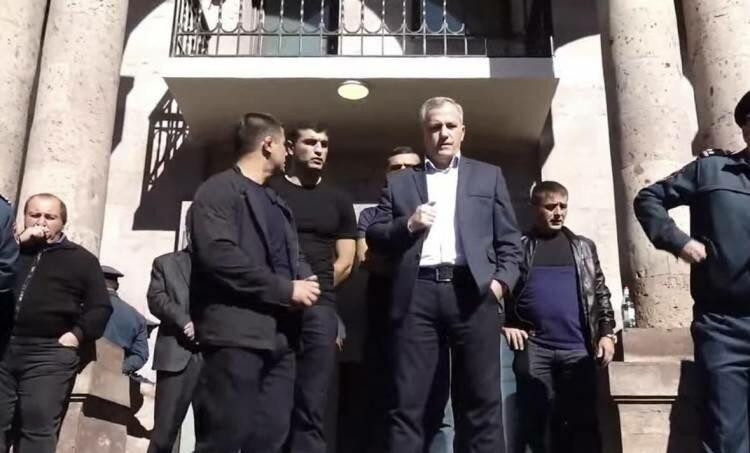 Separatçıların son “patronu” – Buna da getsələr… 