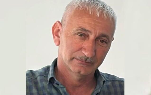 Sexdə bədbəxt hadisə – Maşın hərəkətə gəldi, ustanı öldürdü 