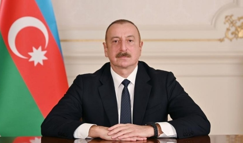 İlham Əliyev Mingəçevirdə italiyalı naziri qəbul etdi 