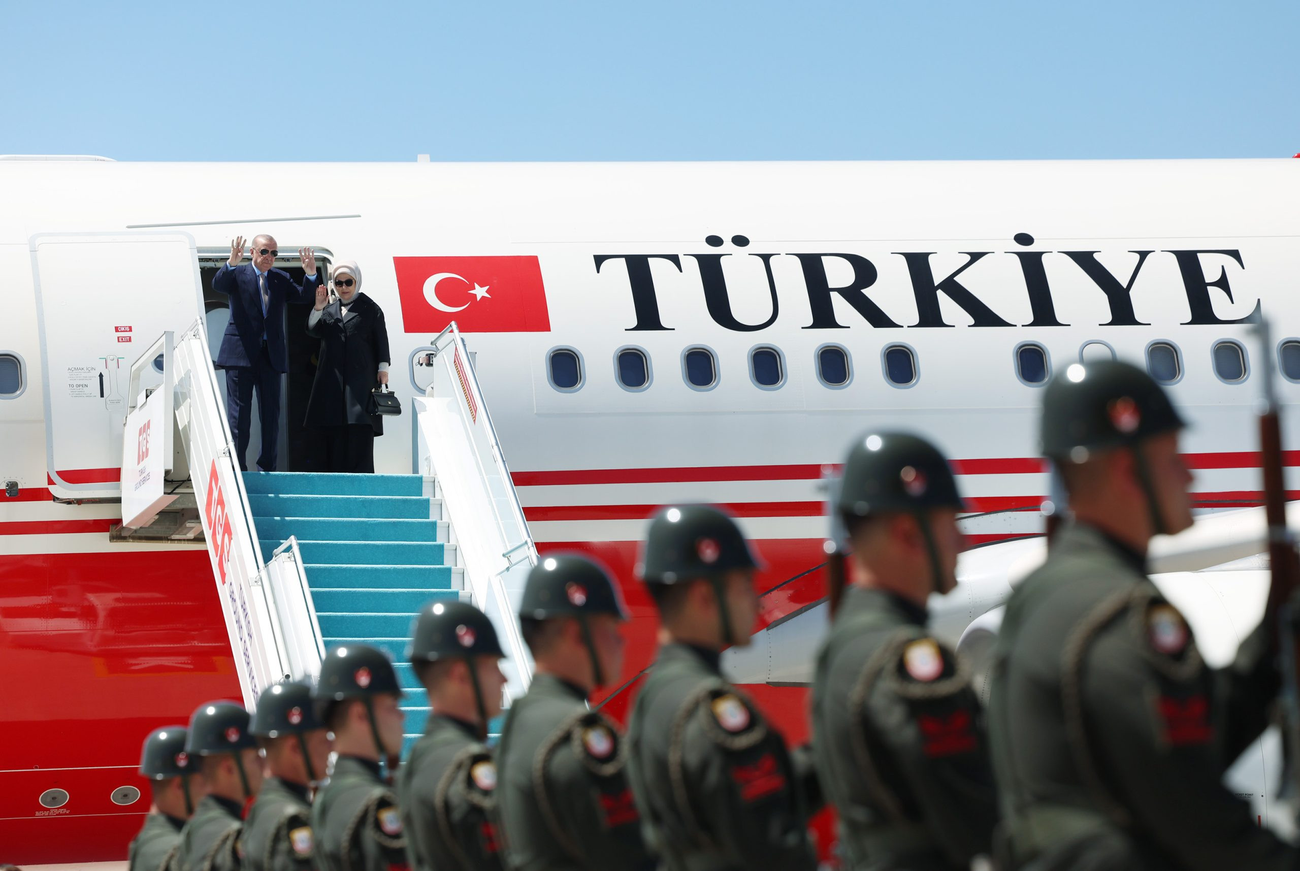 Ərdoğan NATO sammitində iştirak üçün Niderlanda səfər edib
