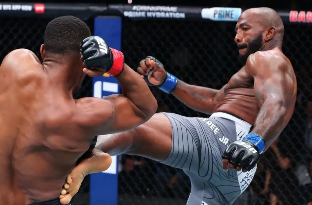 BAKIDA UFC yarışından sonra mübahisə düşdü – VİDEO
