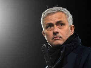 image-files-fbl-ita-seriea-roma-mourinho