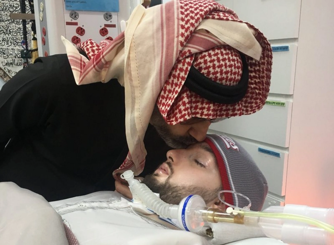 “Yatmış şahzadə” vəfat etdi – FOTO 