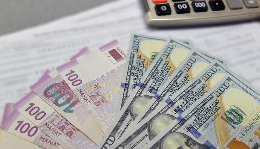 Trampın qərarı dolları bahalaşdırdı: Manatı nələr gözləyir? 
