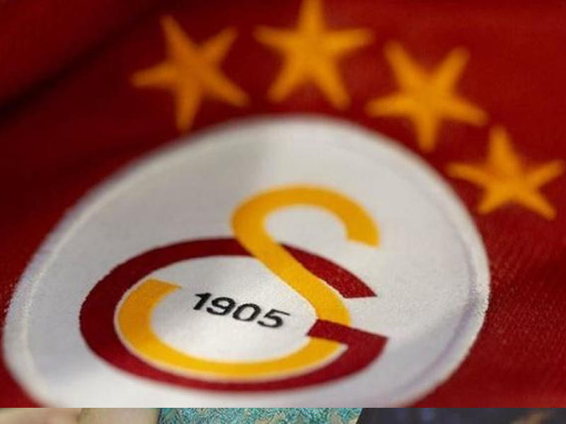 “Qalatasaray”da ayrılıq 