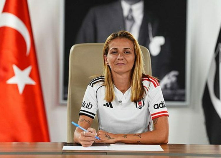 Azərbaycan millisinin futbolçusu “Beşiktaş”da