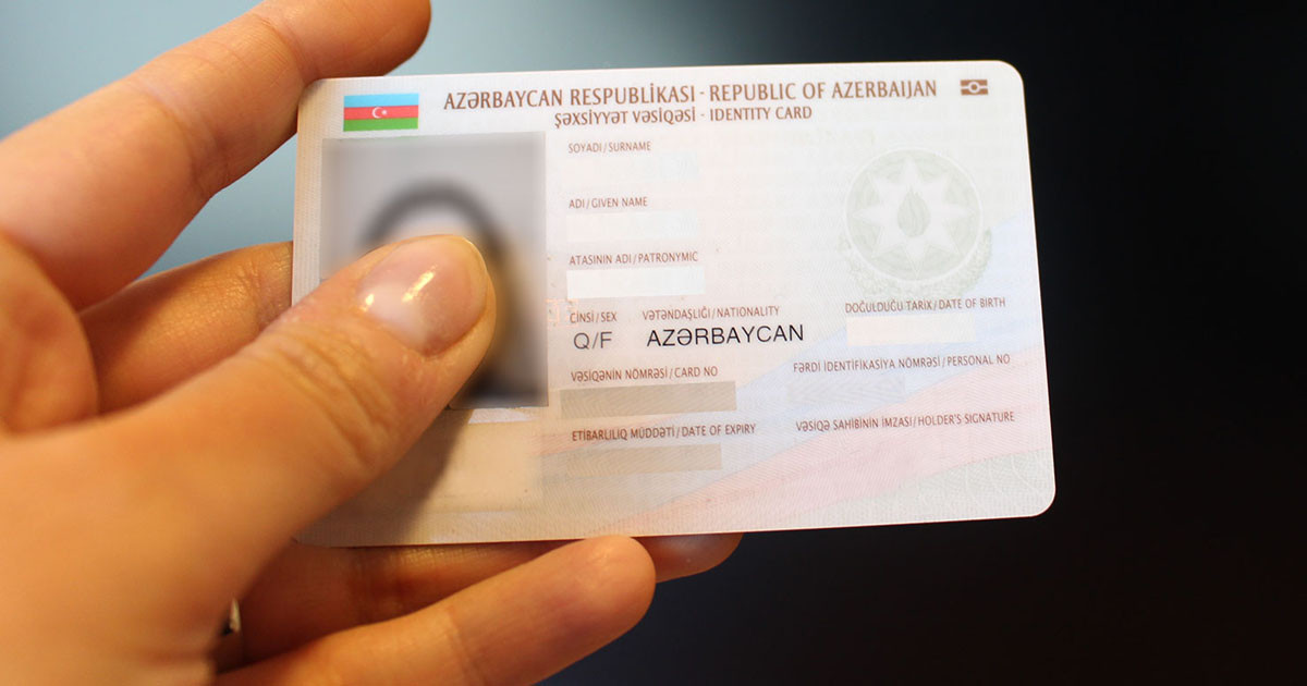 DİQQƏT! Şəxsiyyət vəsiqənizin şəklini ən yaxınlarınıza belə göndərməyin – Buna görə… / VİDEO