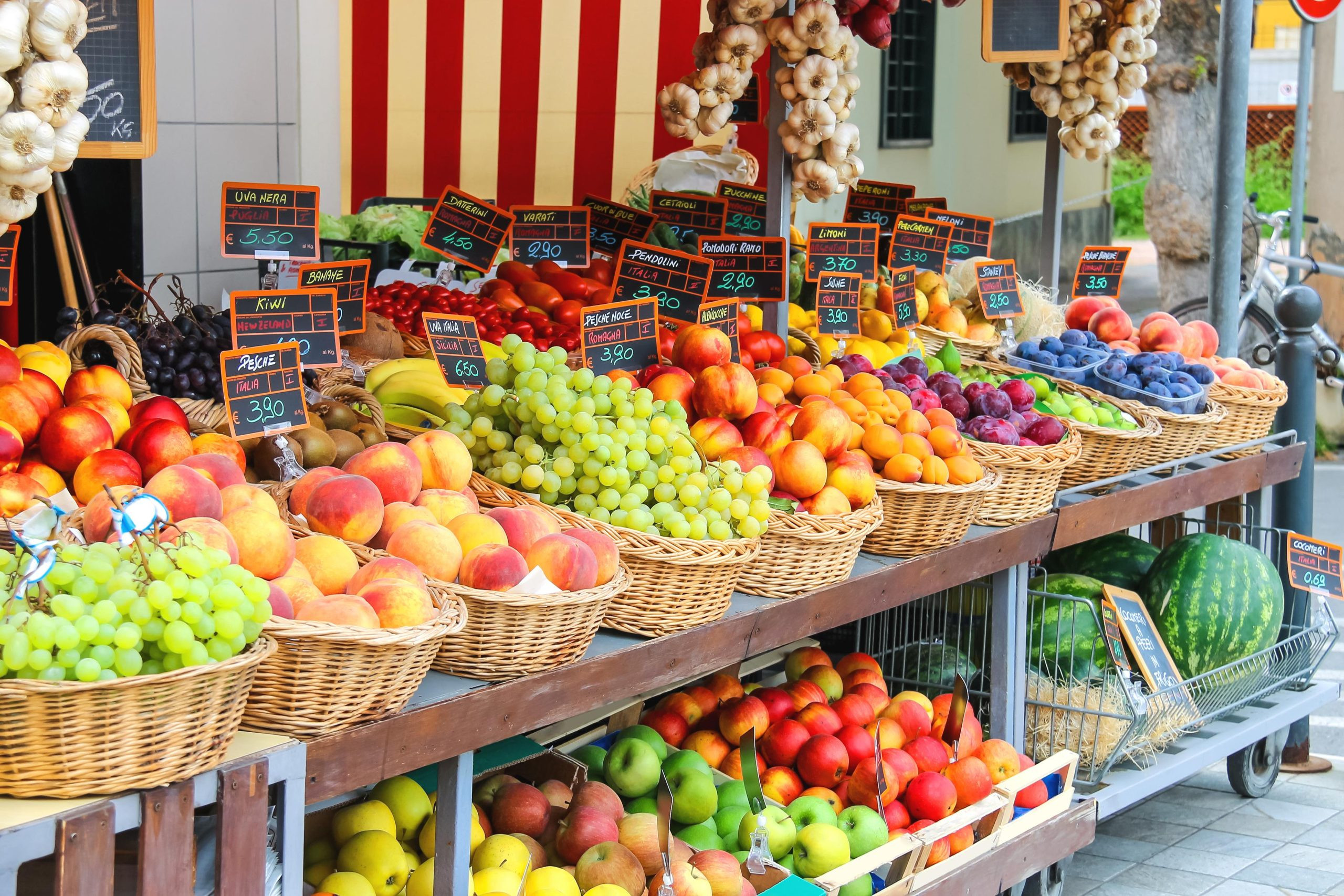 Bazarda 6, marketdə 15 manat… – Bakıda bu məhsul Rusiyaya görə baha satılır? 