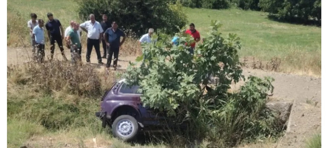 Goranboyda maşın aşdı – Xəsarət alan var