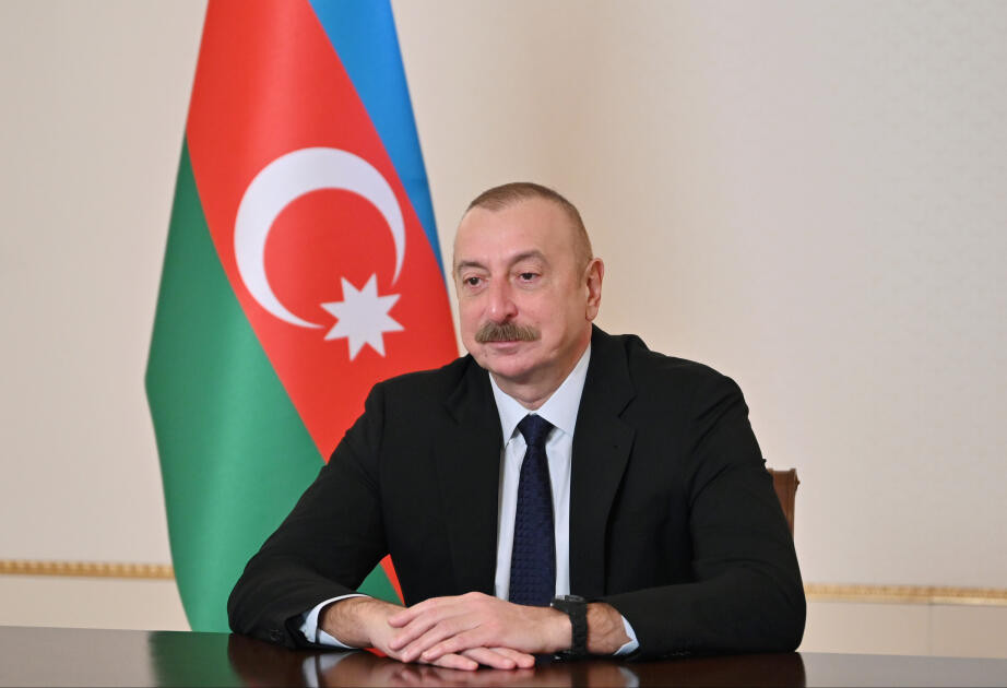 İlham Əliyev misirli həmkarını təbrik edib 