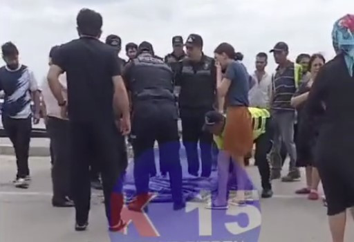 Səkiyə çıxan maşın ana və qızını vurdu: biri öldü – VİDEO 