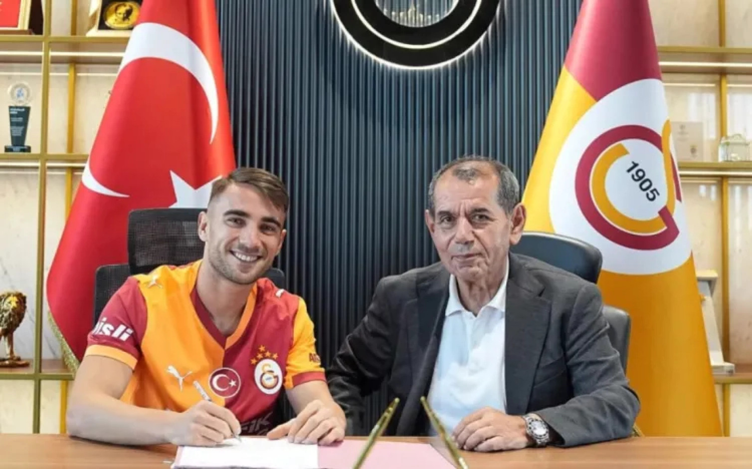 “Qalatasaray”da yeni müqavilə