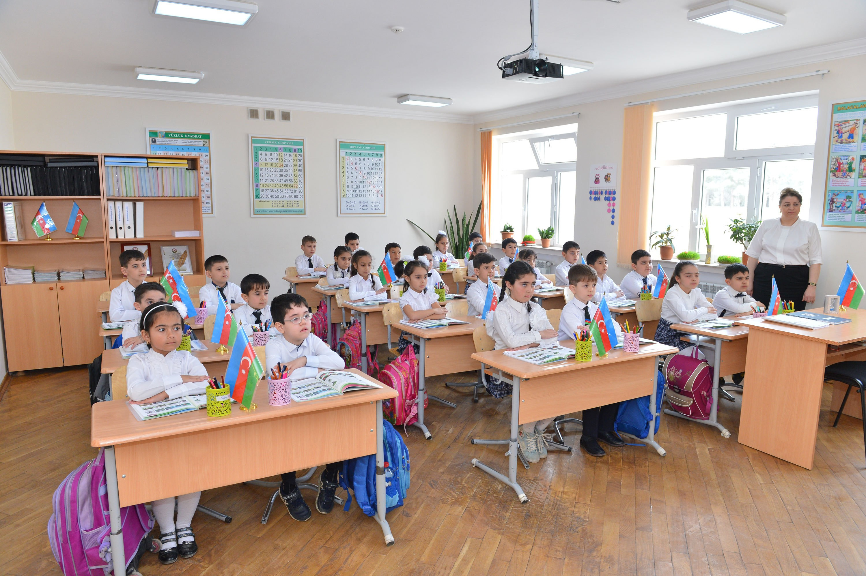 Təhsil sistemində VACİB DƏYİŞİKLİK: Müəllimlər iş yerlərini…