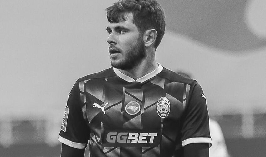 Tanınmış futbolçu vəfat etdi
