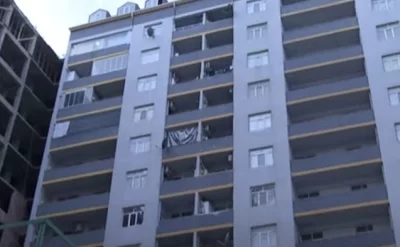 Bakıda orta maaşla ev almaq real şəraitdə neçə il çəkir ? - Hesablama