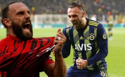 "Qalatasaray" hücum xəttini dəyişir: