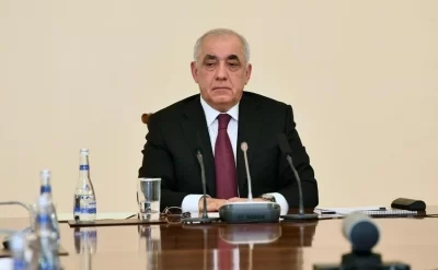 Əli Əsədov iki qərar imzaladı