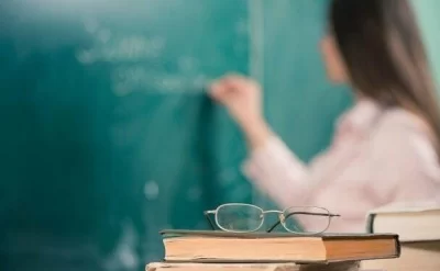 Müəllimlərin orta aylıq maaşı 1145 manat oldu
