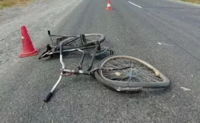 Ağsuda avtomobil velosipedçini vurdu