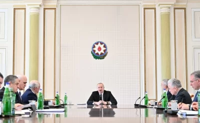 Prezident MÜŞAVİRƏ KEÇİRDİ: Dövlət proqramları sürətlənir