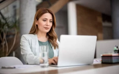 Bu qurumlarda çalışanların çoxu qadınlardır – SİYAHI