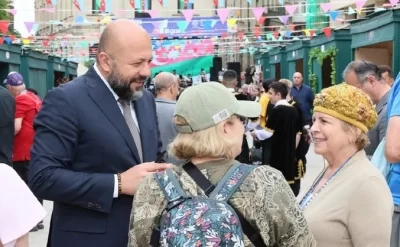 Qarabağ mədəniyyəti İçərişəhərdə: Canlı musiqi, sərgi və milli mətbəx - FOTO