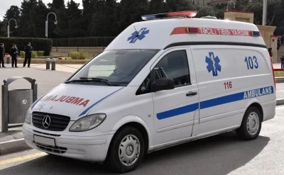 Lerikdə pəncərədən yıxılan 59 yaşlı kişi