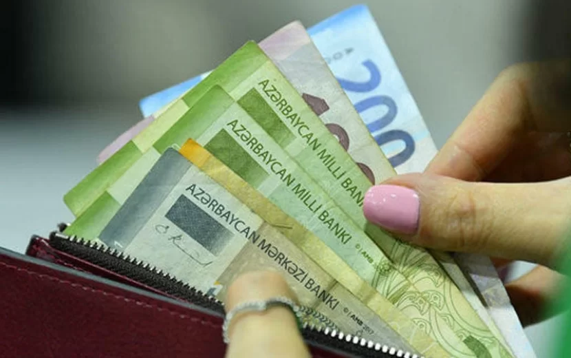 Mərkəzi Bank vacib qərar verdi: Manatı nə gözləyir?