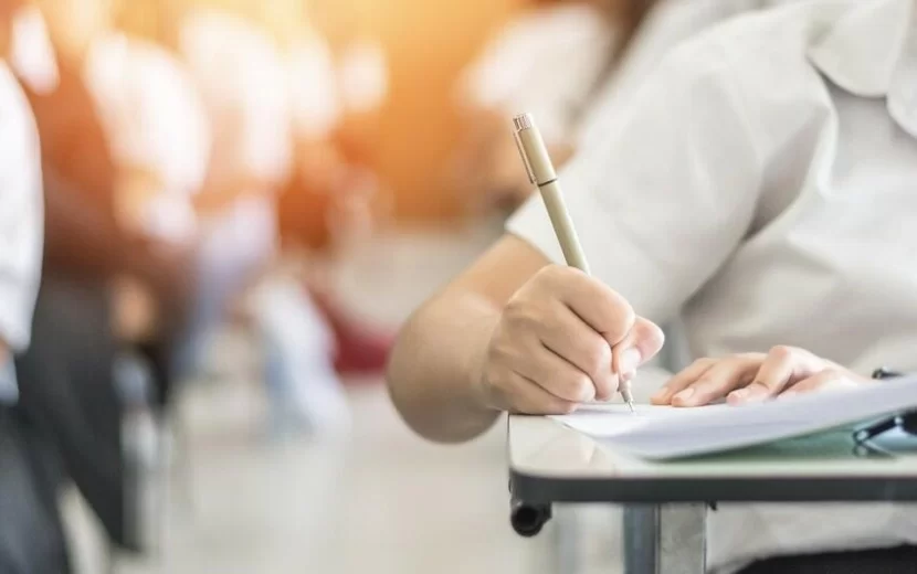 Universitetə sənəd verməzdən əvvəl bu 4 sahəni DƏRHAL SİLİN: