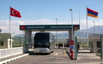 Qapılar açıldı: ermənilər Türkiyə sərhədini keçdi - Video
