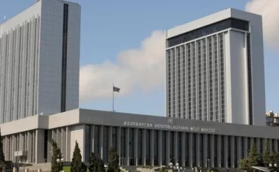 Deputatlar vacib məsələlərin müzakirəsi üçün toplanır - SİYAHI