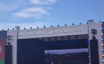 Paytaxtda bayram coşqusu: Bakı bulvarında Milli Qurtuluş Günüylə bağlı İZDİHAM- VİDEO