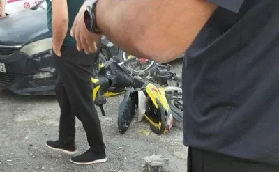 Masazırda avtomobil motosikleti vurdu – VİDEO