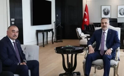 Hakan Fidan Azərbaycanın Türkiyədəki səfiri ilə görüşdü