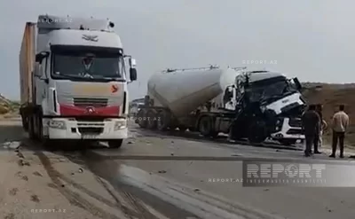 Sumqayıtda yük maşınları toqquşdu