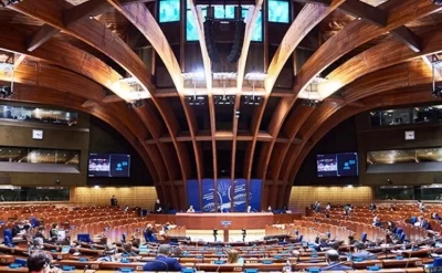 AŞPA Gürcüstanla bağlı tənqidi qətnamə qəbul etdi