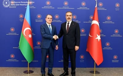 Ceyhun Bayramov Hakan Fidanla regiondakı vəziyyəti MÜZAKİRƏ ETDİ