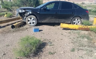 Ordubadda minik avtomobili qaz xəttini qırdı