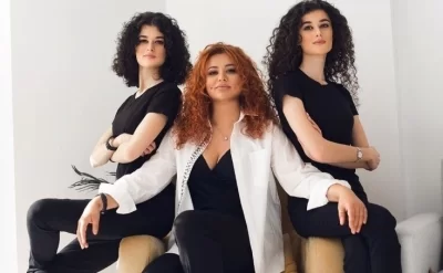 Vəfa Zeynalovadan əkizləri ilə bağlı paylaşım