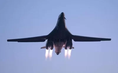 ABŞ bombardmançıları İRAN ÜZƏRİNDƏ - Avropadakı hərbi bazadan havaya qalxıb