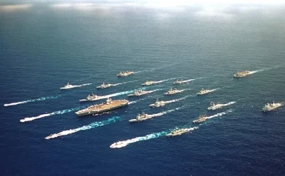 17 hərbi gəmi hazır vəziyyətdə