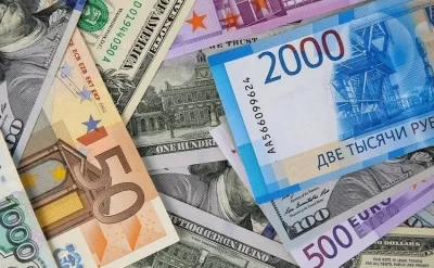 Rusiyada dollar və avro KƏSKİN BAHALAŞDI