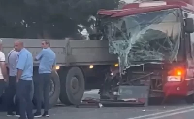 Bakıda sərnişin avtobusu
